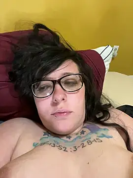 AshNico3 online show from April 27, 2026, 5:16 am