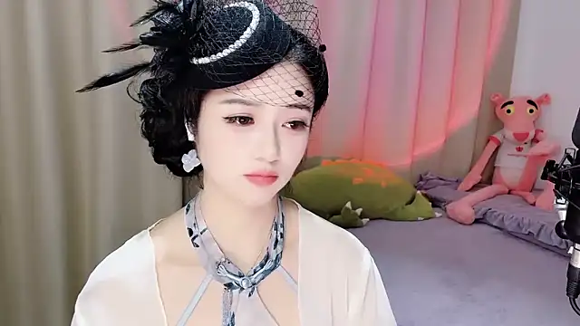 starsqimei online show from April 15, 2026, 5:46 am