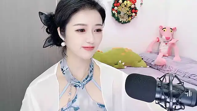 starsqimei online show from January 14, 2026, 5:44 am