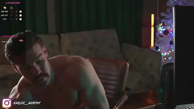 Snapshot of Karlos_Ripped_ chatting on January 31, 2025, 10:10 am Karlos Ripped online show from January 31, 2025, 10:10 am