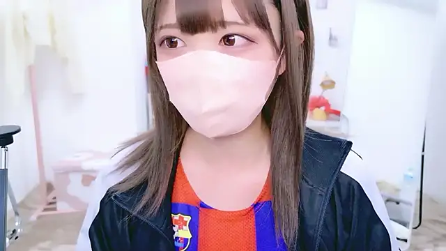 Snapshot of aki_zzz chatting on June 12, 2026, 12:14 pm aki zzz online show from June 12, 2026, 12:14 pm