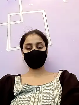 magicmoment00786 online show from November 10, 2025, 2:11 pm