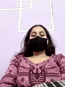 magicmoment00786 online show from November 15, 2025, 4:44 pm