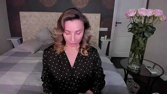 AllisonWilliams online show from December 2, 2025, 5:47 pm