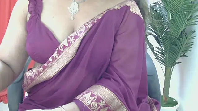 Snapshot of indian_anu_mallu chatting on November 19, 2025, 4:56 am indian anu mallu online show from November 19, 2025, 4:56 am