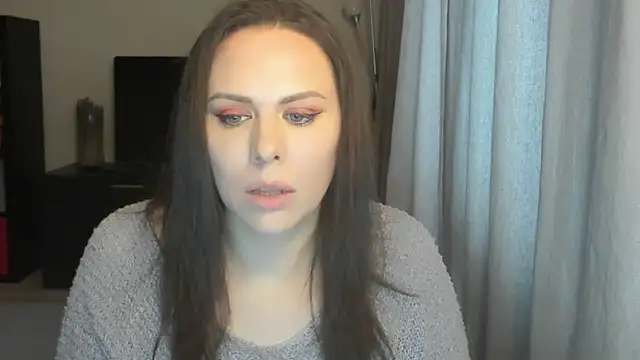 MollyCheiz online show from March 26, 2026, 2:15 pm