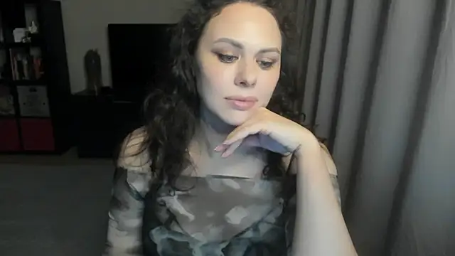 Snapshot of MollyCheiz chatting on May 30, 2026, 9:31 pm MollyCheiz online show from May 30, 2026, 9:31 pm