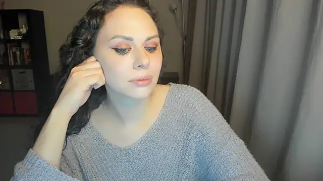 Snapshot of MollyCheiz chatting on May 28, 2026, 10:59 pm MollyCheiz online show from May 28, 2026, 10:59 pm