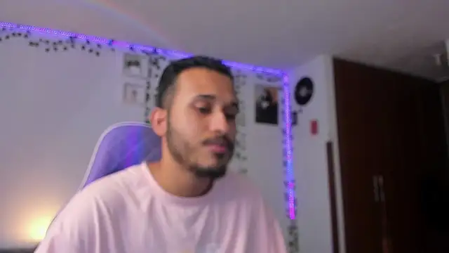 Raf brunette online show from January 16, 2025, 12:31 pm