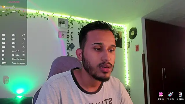 Raf brunette online show from January 5, 2025, 3:23 pm