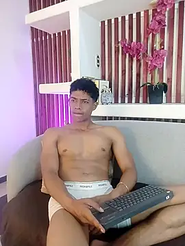 Snapshot of wagz chatting on July 11, 2026, 12:00 am wagz online show from July 11, 2026, 12:00 am