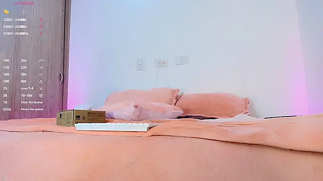 Snapshot of Ashley_Reminton chatting on January 24, 2025, 7:19 am Ashley Reminton online show from January 24, 2025, 7:19 am