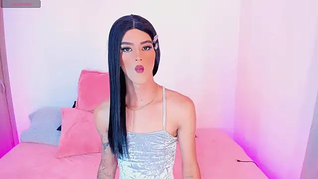 Snapshot of Ashley_Reminton chatting on February 14, 2025, 3:22 am Ashley Reminton online show from February 14, 2025, 3:22 am