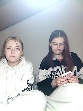 ella grays online show from March 19, 2025, 6:23 pm