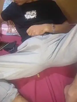 Snapshot of LOOLOOO123123 chatting on November 7, 2025, 6:07 am LOOLOOO123123 online show from November 7, 2025, 6:07 am