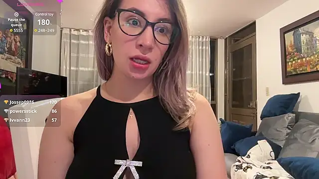 Gabby cruz  online show from December 13, 2024, 12:53 am