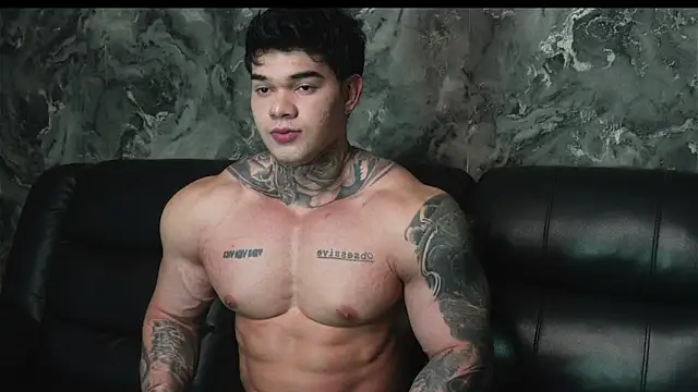 Justin Clark online show from November 3, 2025, 1:22 am