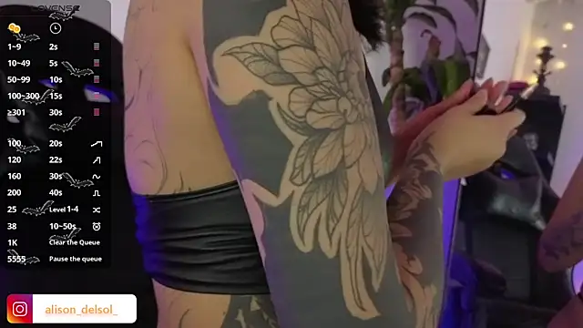 Alisson Wynter online show from December 19, 2025, 4:27 am