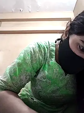 Snapshot of Magical_Girl- chatting on October 29, 2025, 3:16 am Magical Girl- online show from October 29, 2025, 3:16 am