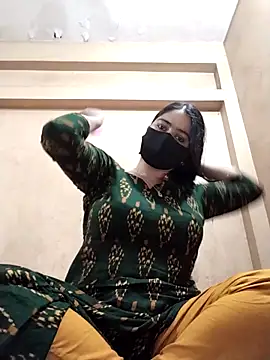 Snapshot of Magical_Girl- chatting on September 25, 2025, 3:34 am Magical Girl- online show from September 25, 2025, 3:34 am