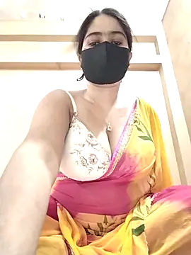 Snapshot of Magical_Girl- chatting on October 26, 2025, 4:24 am Magical Girl- online show from October 26, 2025, 4:24 am