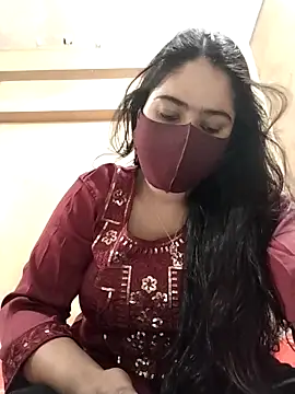 Snapshot of Magical_Girl- chatting on October 9, 2025, 3:40 am Magical Girl- online show from October 9, 2025, 3:40 am