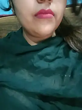 Snapshot of Love-Veronica chatting on July 16, 2026, 1:30 pm Love-Veronica online show from July 16, 2026, 1:30 pm