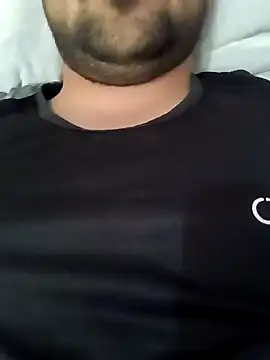 Snapshot of smartboy010101 chatting on March 10, 2025, 10:39 am smartboy010101 online show from March 10, 2025, 10:39 am