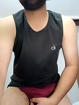 Snapshot of smartboy010101 chatting on March 10, 2025, 7:33 am smartboy010101 online show from March 10, 2025, 7:33 am