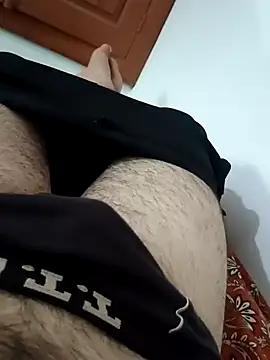 Snapshot of smartboy010101 chatting on March 2, 2025, 8:05 am smartboy010101 online show from March 2, 2025, 8:05 am