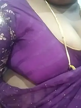 Sexy Radhikaa online show from January 13, 2026, 11:14 am