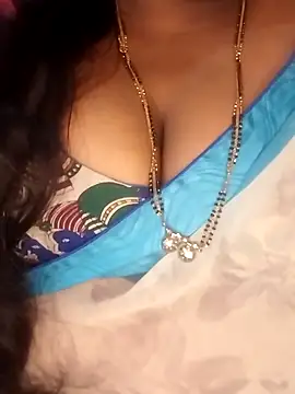 Sexy Radhikaa online show from December 15, 2025, 2:50 am