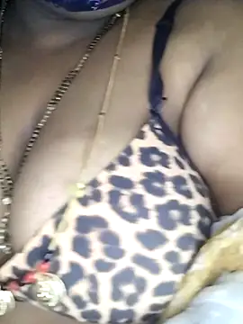 Sexy Radhikaa online show from March 7, 2026, 7:41 pm