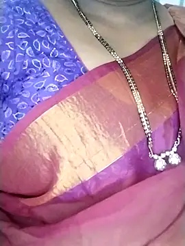 Sexy Radhikaa online show from March 1, 2026, 1:11 pm