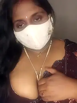 Sexy Radhikaa online show from March 17, 2025, 4:43 pm