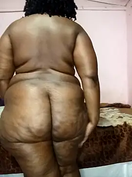 Snapshot of Sweetblackassxxx505 chatting on November 30, 2025, 5:58 pm Sweetblackassxxx505 online show from November 30, 2025, 5:58 pm