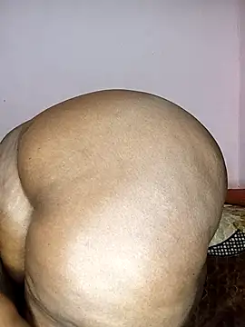 Sweetblackassxxx505 online show from March 12, 2026, 9:41 pm