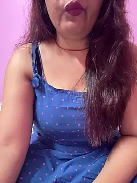  nishalove19 online show from February 26, 2025, 7:32 pm