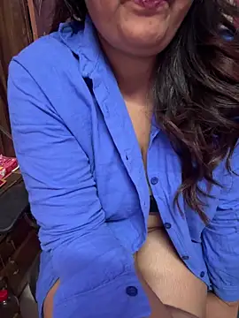  nishalove19 online show from November 8, 2025, 7:17 pm