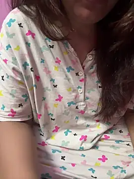  nishalove19 online show from March 22, 2025, 10:15 pm