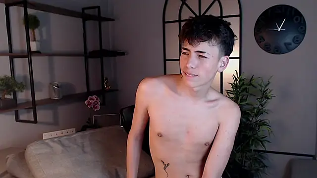 Snapshot of MattiDeLuca chatting on February 27, 2025, 5:58 pm MattiDeLuca online show from February 27, 2025, 5:58 pm