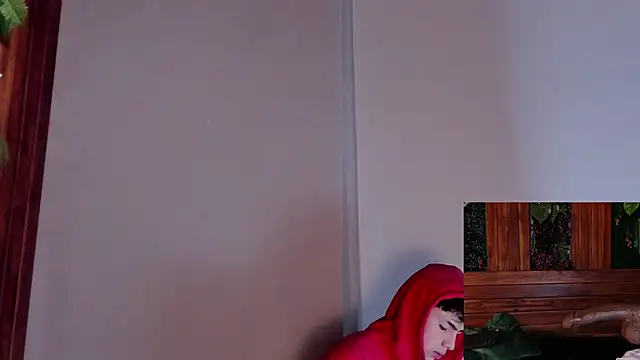 Snapshot of MattiDeLuca chatting on March 19, 2025, 2:46 pm MattiDeLuca online show from March 19, 2025, 2:46 pm