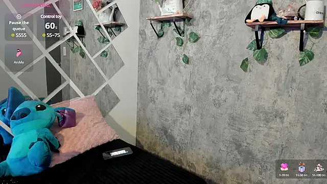 Snapshot of Megan_sophia2 chatting on March 4, 2025, 1:28 pm Megan sophia2 online show from March 4, 2025, 1:28 pm