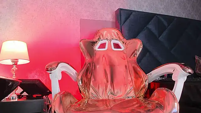 melody hanks online show from November 7, 2025, 8:02 pm