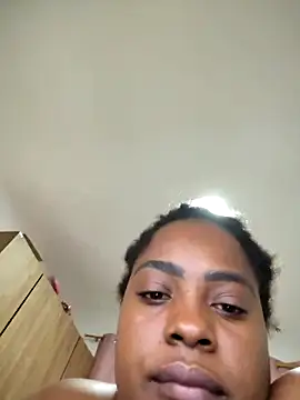 Snapshot of GoddessCarrie chatting on April 17, 2026, 9:06 pm GoddessCarrie online show from April 17, 2026, 9:06 pm