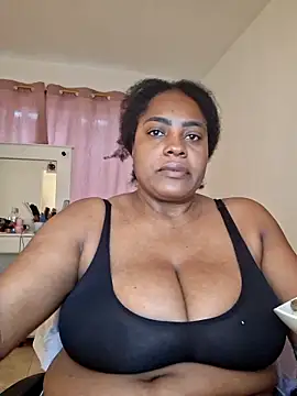 Snapshot of GoddessCarrie chatting on November 7, 2025, 7:07 pm GoddessCarrie online show from November 7, 2025, 7:07 pm