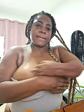 Snapshot of GoddessCarrie chatting on November 4, 2025, 2:59 am GoddessCarrie online show from November 4, 2025, 2:59 am