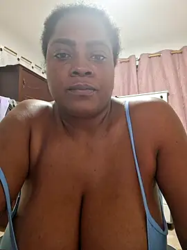 Snapshot of GoddessCarrie chatting on November 14, 2025, 3:43 am GoddessCarrie online show from November 14, 2025, 3:43 am