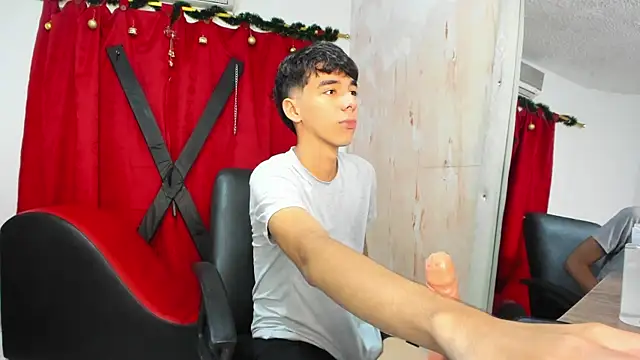 Harry LatinBoy online show from December 14, 2024, 11:23 pm