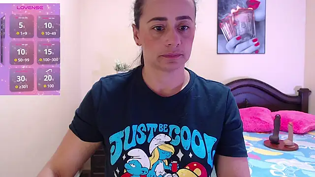 Snapshot of sara_florez1 chatting on November 1, 2025, 11:04 am sara florez1 online show from November 1, 2025, 11:04 am